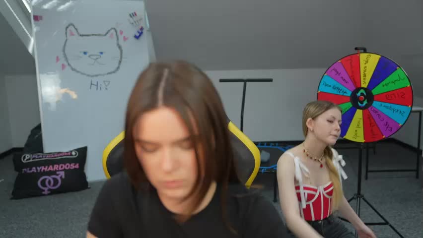 livehub054 Adult Chat May 1, 2026