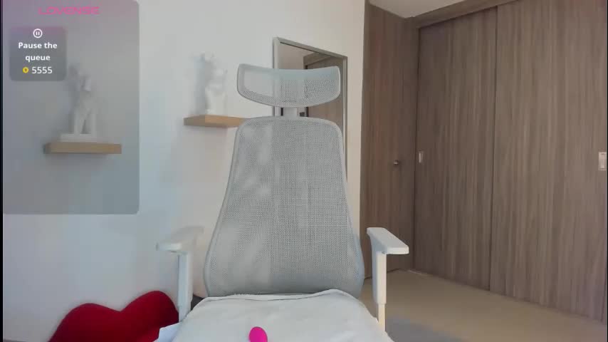 ivannasaenzcute Adult Chat May 1, 2026