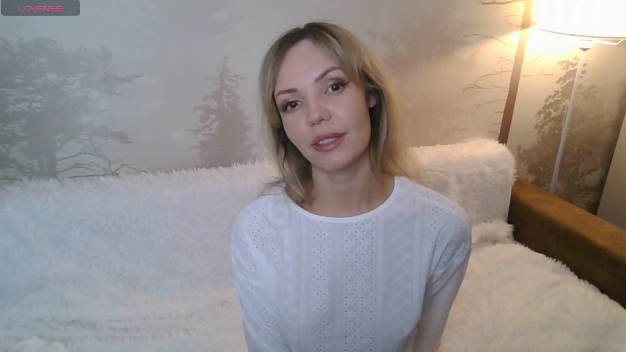 Red_Rose_98 Adult Chat May 1, 2026