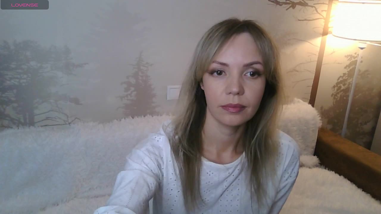 Red_Rose_98 Adult Chat May 1, 2026