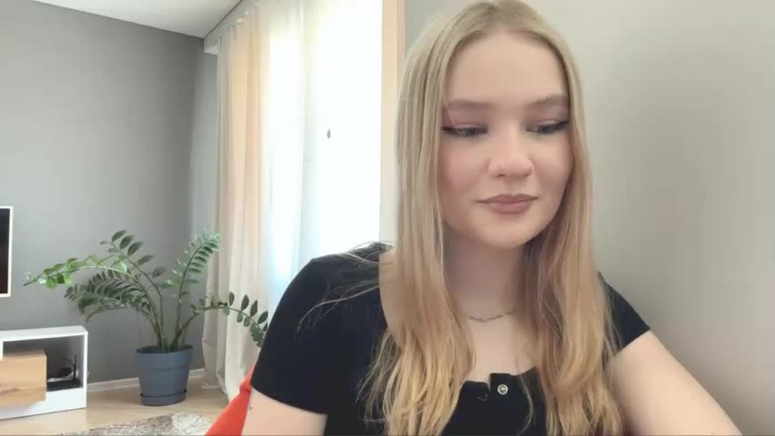clarisaprentice Adult Chat May 1, 2026