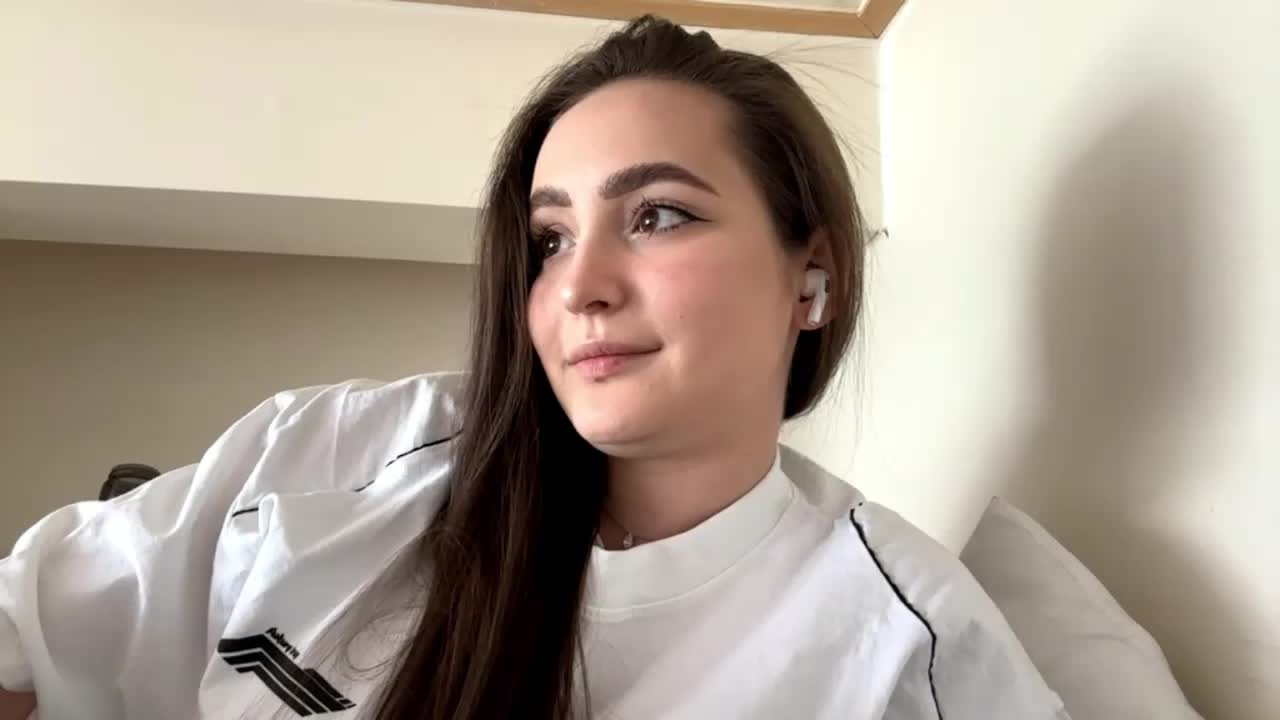 EmillyCarte Adult Chat May 1, 2026