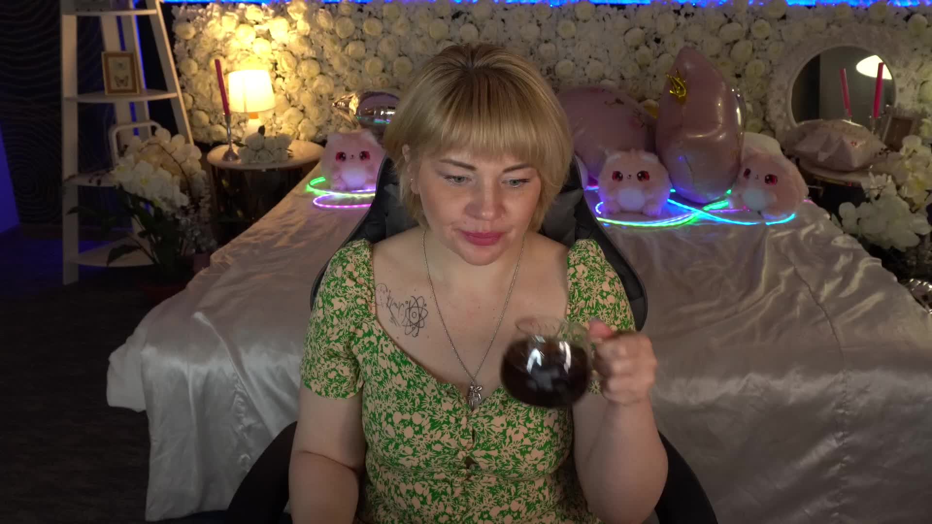 AmiraNight Adult Chat May 1, 2026