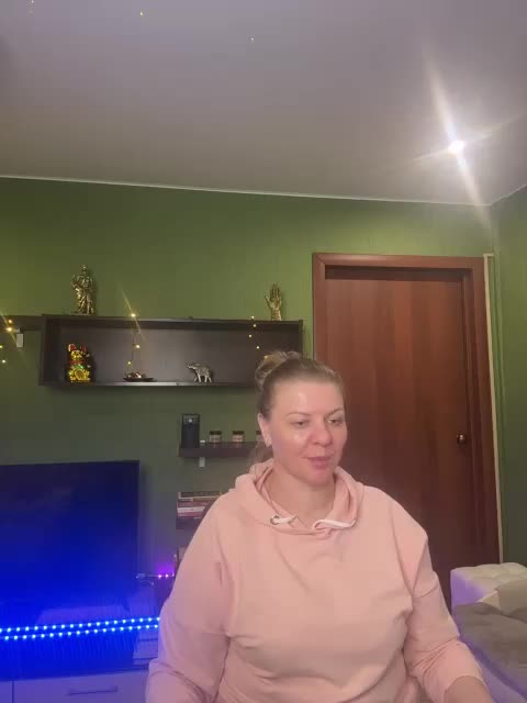 Veronika_Gold Adult Chat May 1, 2026