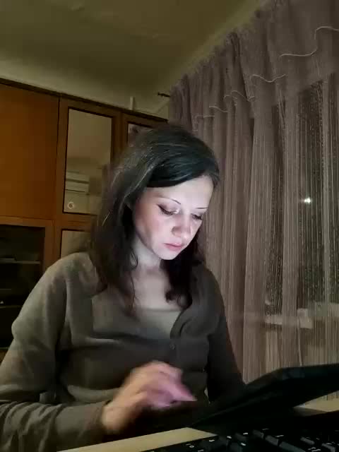 Viviennn Adult Chat May 1, 2026