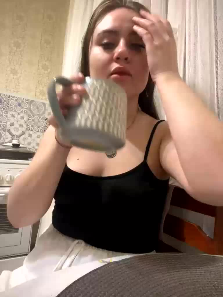 alina08 Adult Chat May 1, 2026