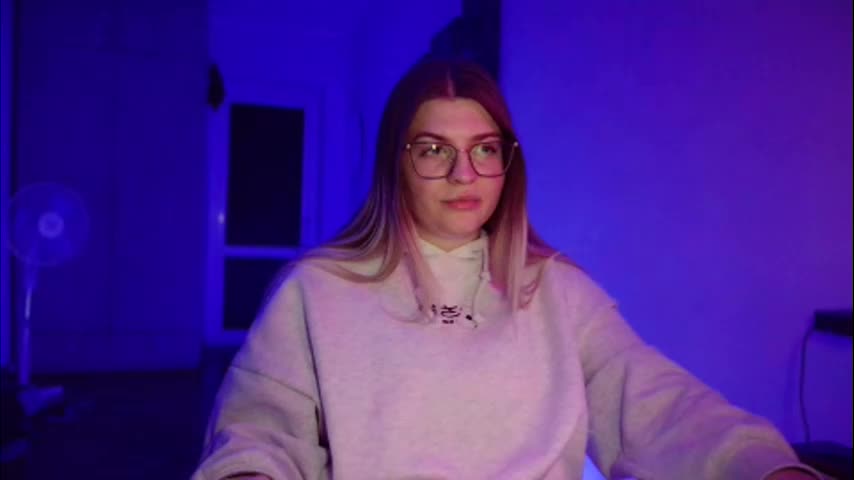 crystalblush01 Adult Chat May 1, 2026