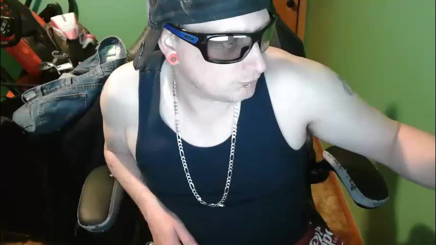 edwardaims_2please Adult Chat May 1, 2026
