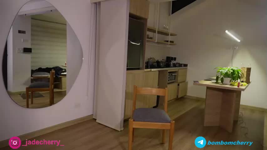 bombom_cherry Adult Chat May 2, 2026