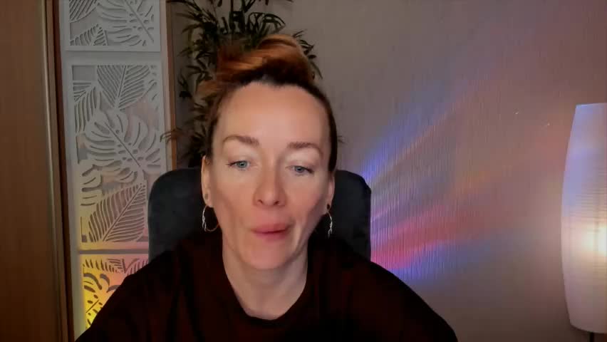 save_the_qween Adult Chat May 1, 2026