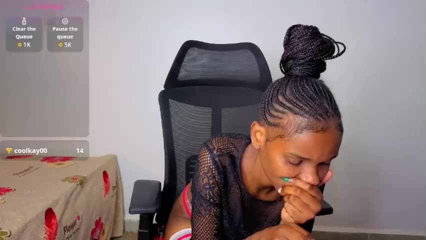 freakky_nessa Adult Chat May 1, 2026
