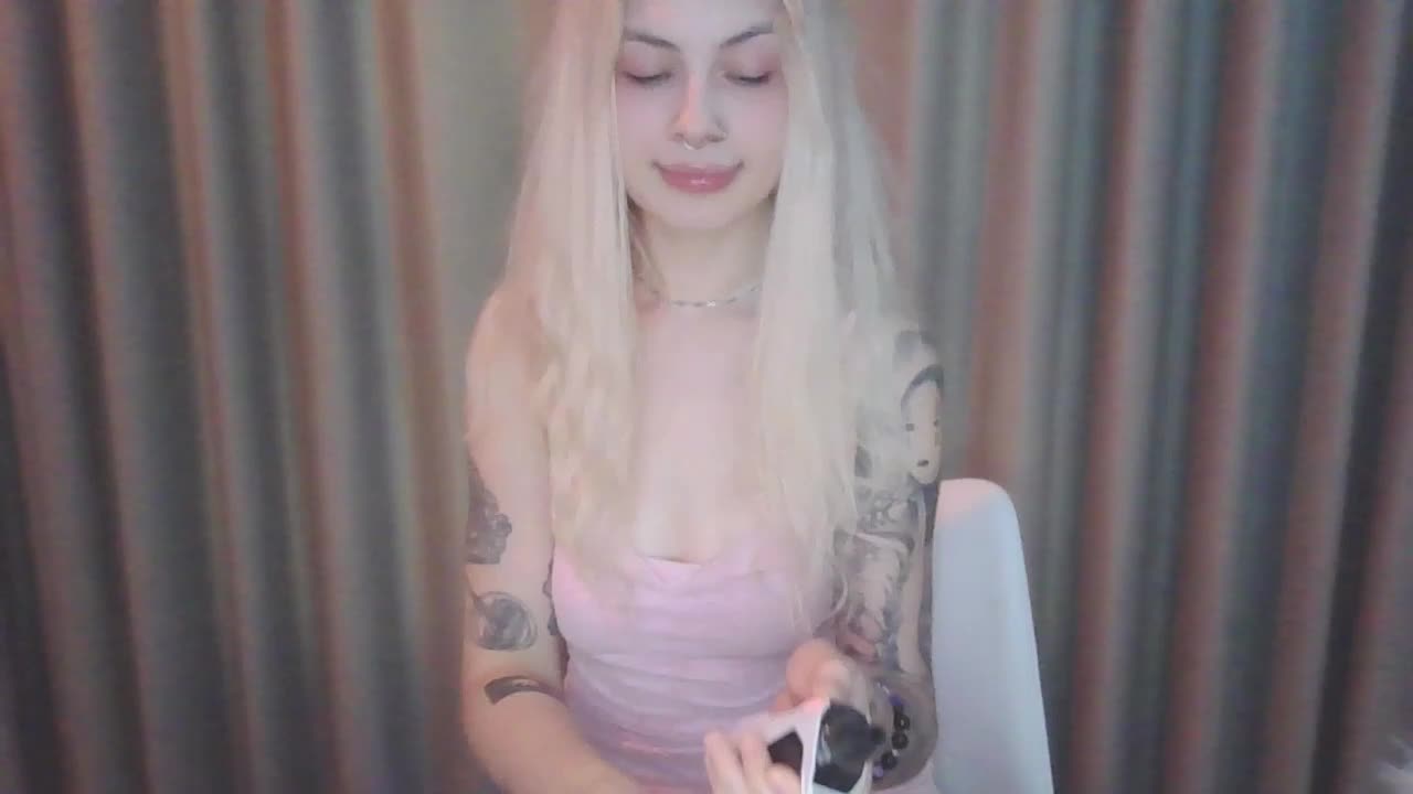 EmilyFlowers Adult Chat May 1, 2026