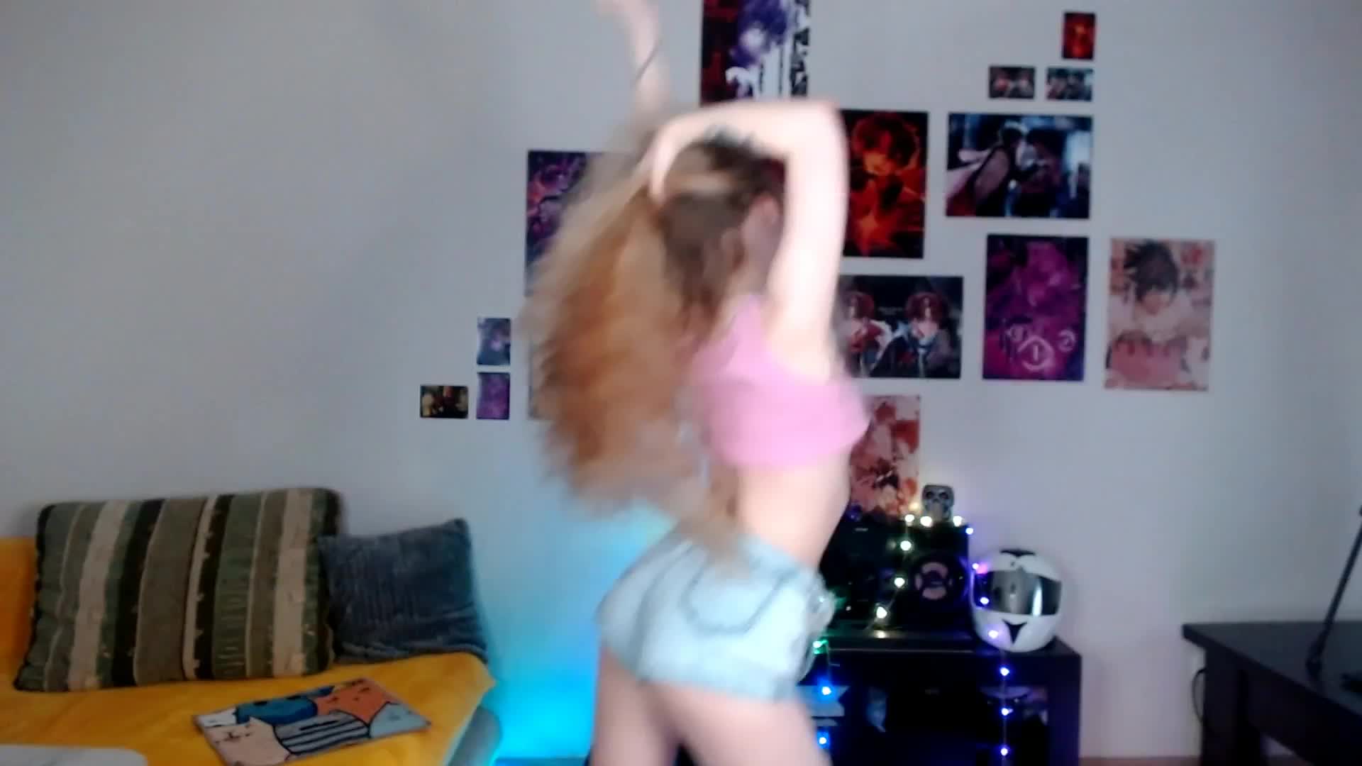 Nica-Kawaii Adult Chat May 1, 2026