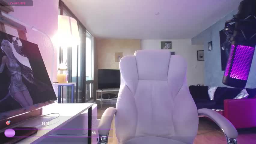tinykylie Adult Chat May 1, 2026