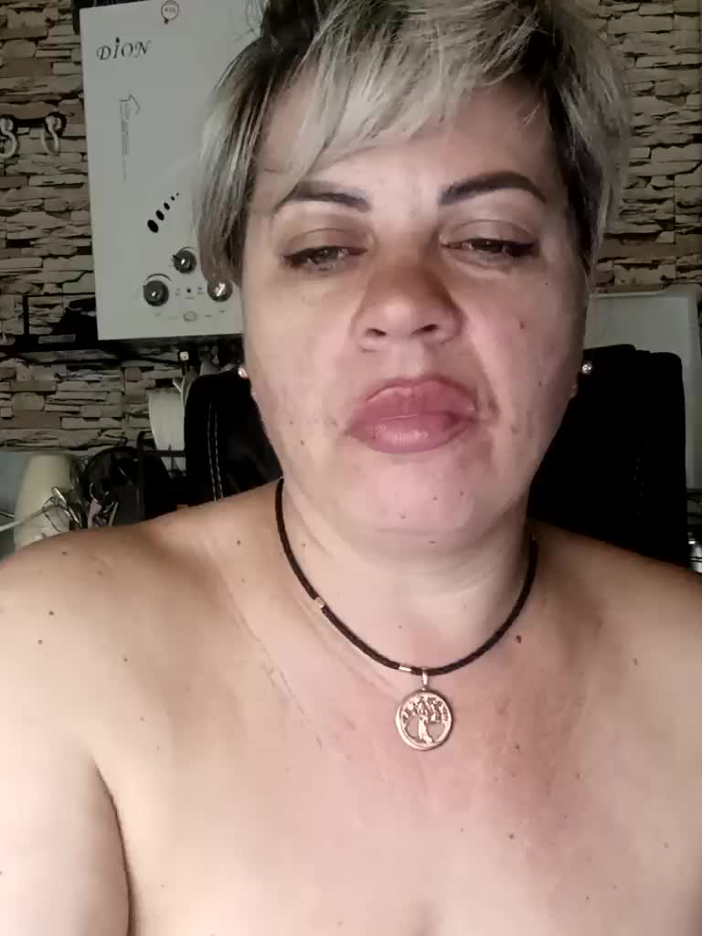 murr-kitty Adult Chat May 2, 2026
