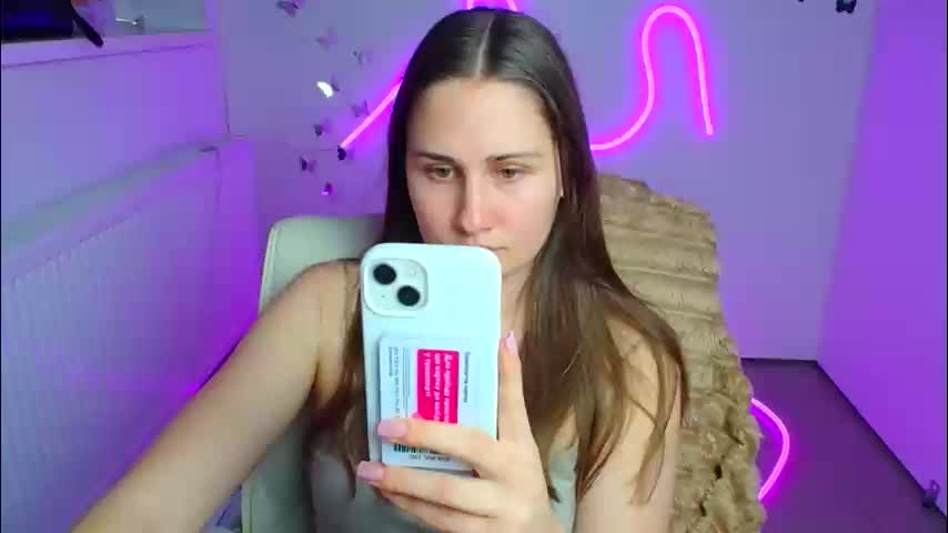 lora_kisses Adult Chat May 2, 2026