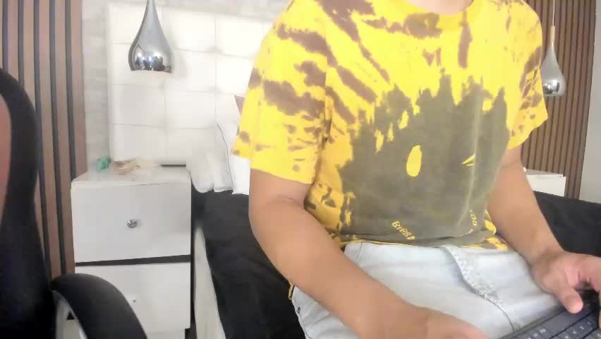 adamandsara Adult Chat May 2, 2026