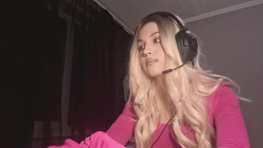 erinnnaji Adult Chat May 2, 2026