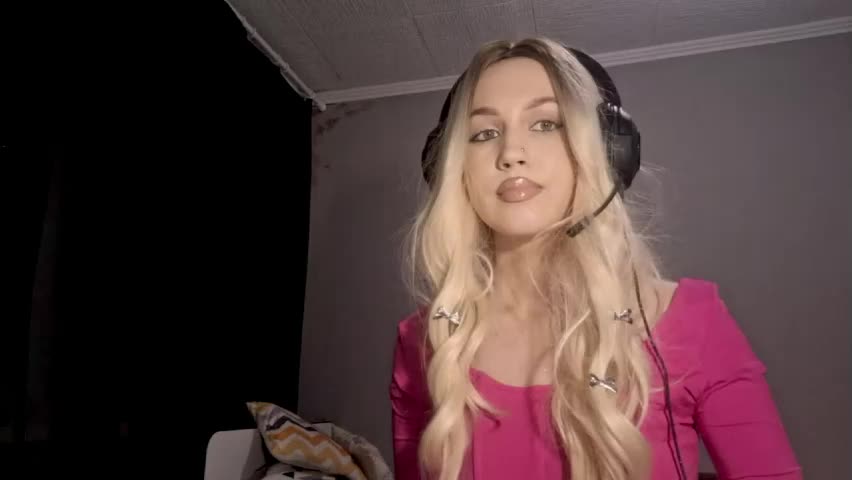 erinnnaji Adult Chat May 2, 2026