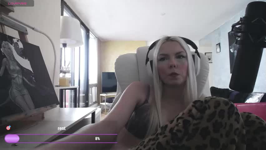 tinykylie Adult Chat May 2, 2026