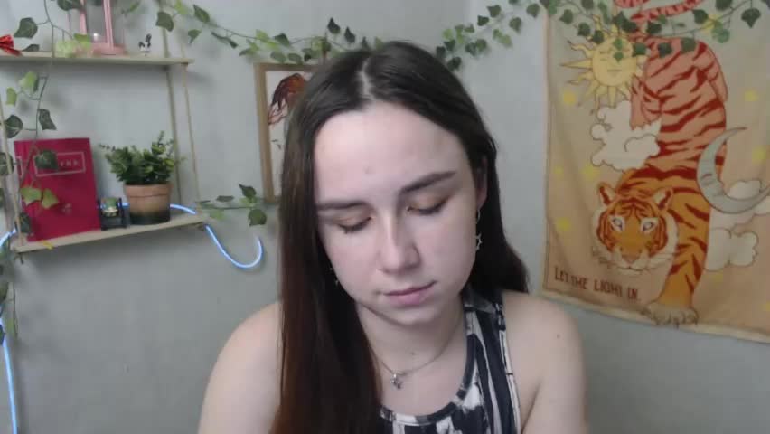 veryveryvery_shy Adult Chat May 2, 2026