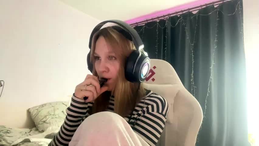 kayceefroehner Adult Chat May 2, 2026