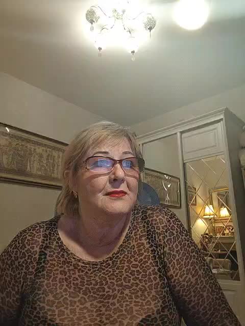KarinkaSweet Adult Chat May 2, 2026