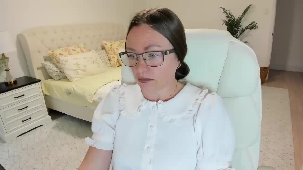 -Michelle- Adult Chat May 2, 2026