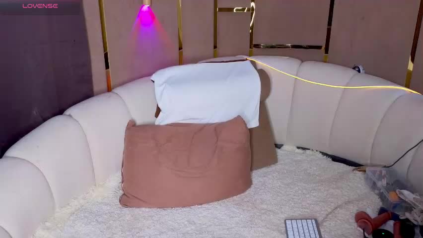 emilytrays Adult Chat May 2, 2026