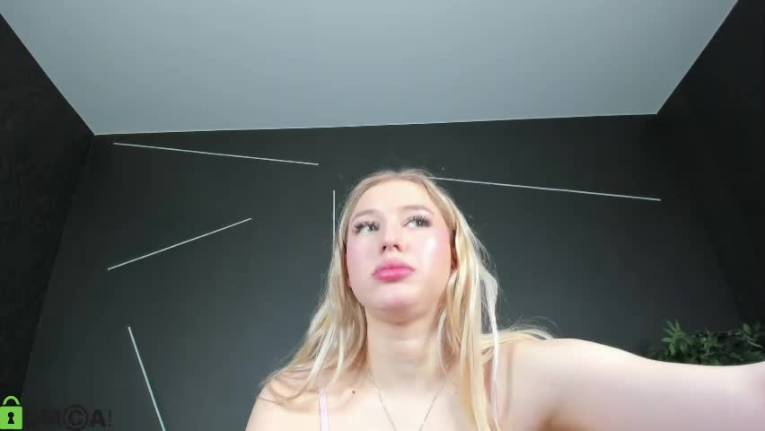 chloe_alba Adult Chat May 2, 2026
