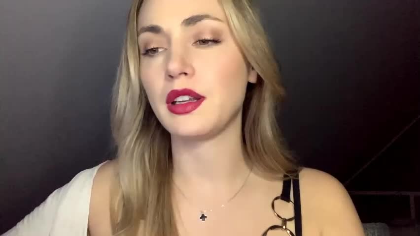 scarlettxblonde Adult Chat May 2, 2026