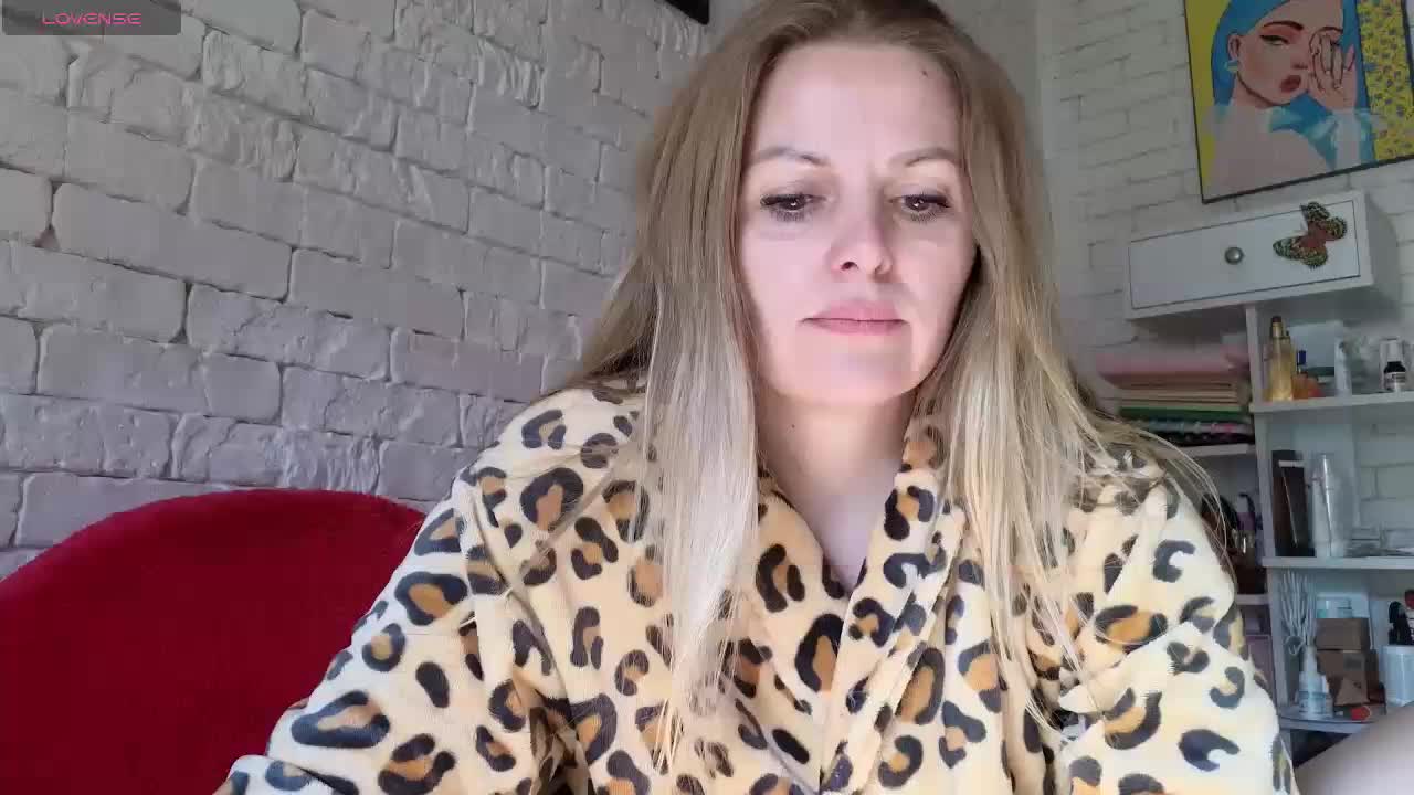 Angel_girllovemy Adult Chat May 2, 2026