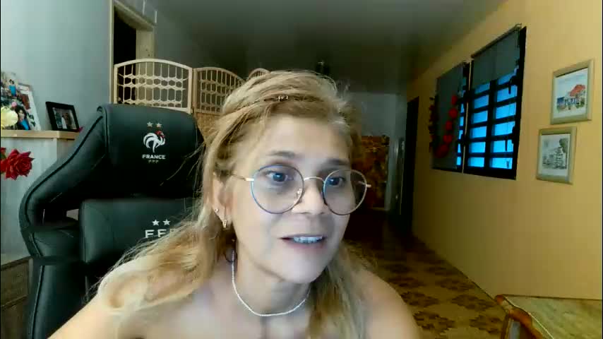 francelune Adult Chat May 2, 2026
