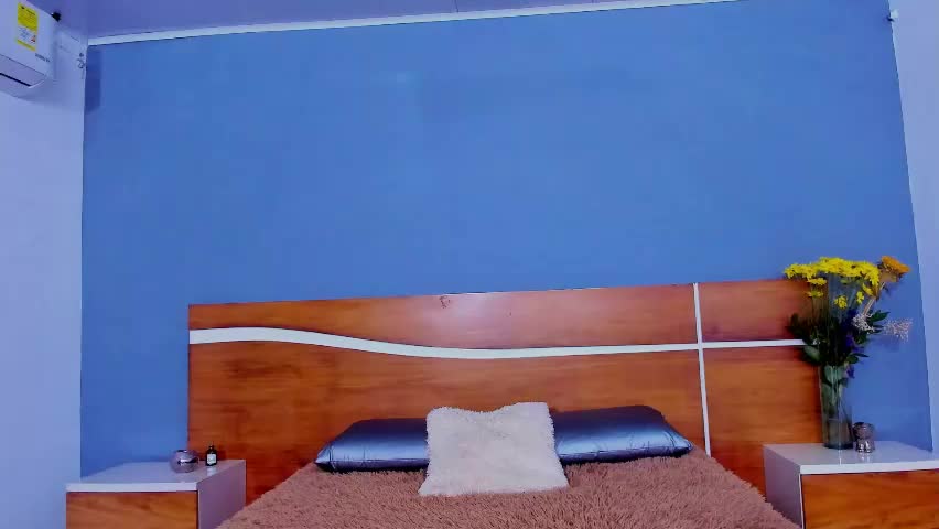 nina_little18 Adult Chat May 3, 2026