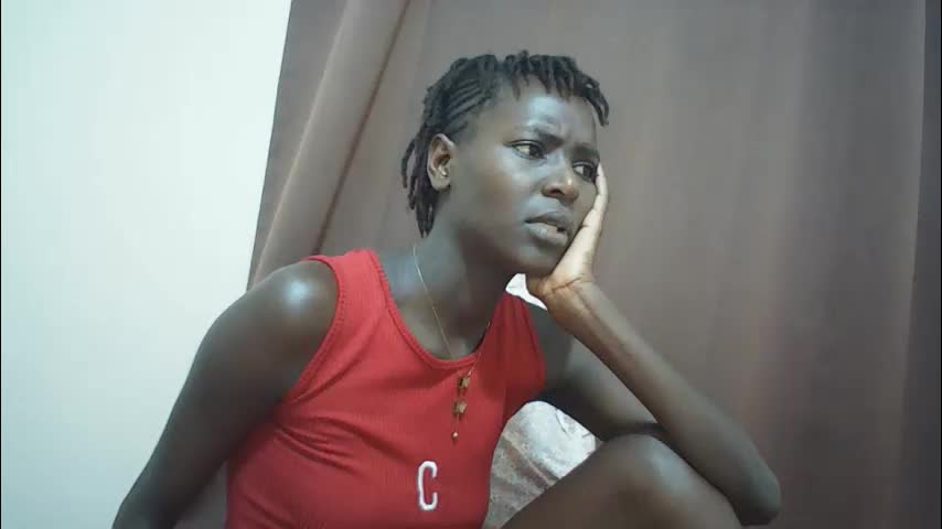 queen_0012 Adult Chat May 3, 2026