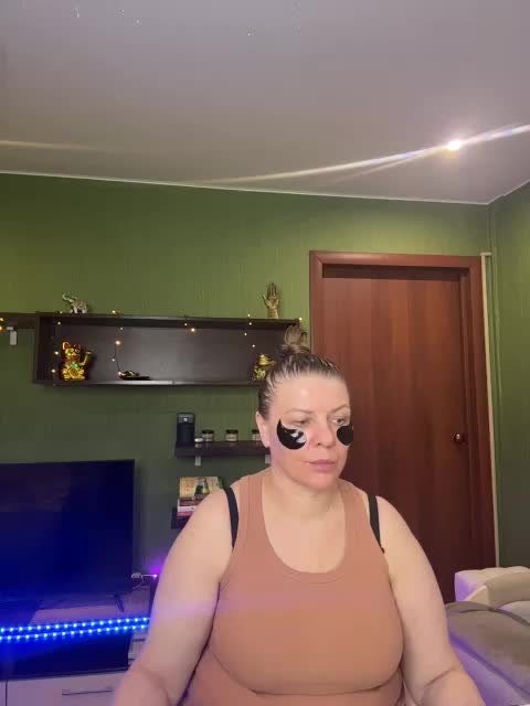 Veronika_Gold Adult Chat May 3, 2026