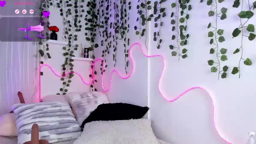 samii_evanns Adult Chat May 2, 2026