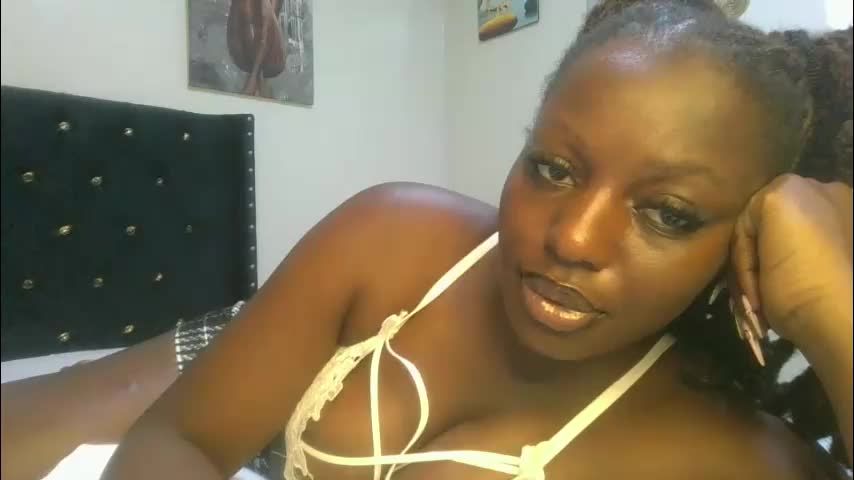 sexy_candia Adult Chat May 3, 2026