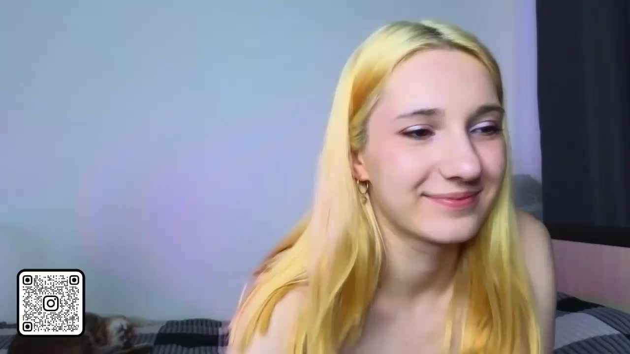 meowmeow-Mia Adult Chat May 3, 2026