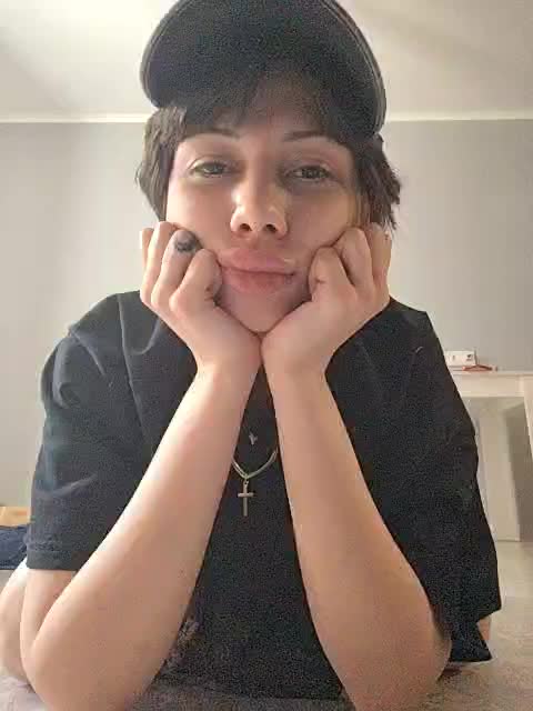 Tinablackkk Adult Chat May 3, 2026