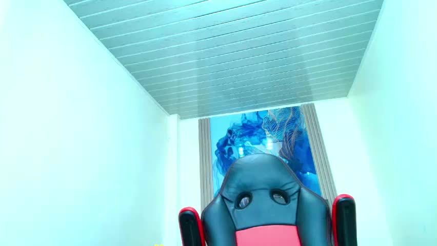 valentina_y_sneiderr Adult Chat May 3, 2026