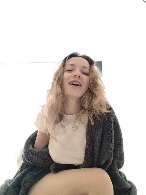 Zvezda_Lola Adult Chat May 3, 2026