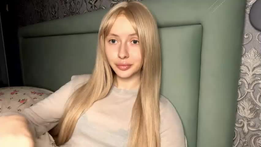 cutieblondyy Adult Chat May 3, 2026
