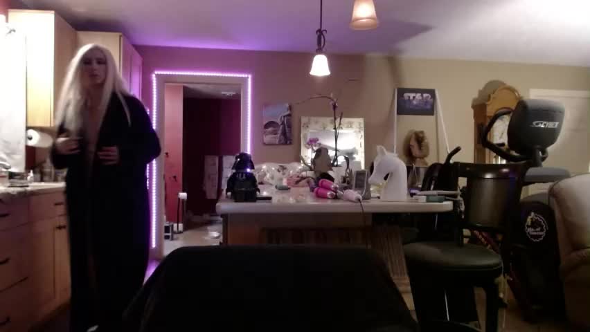 danikawhite69 Adult Chat May 4, 2026