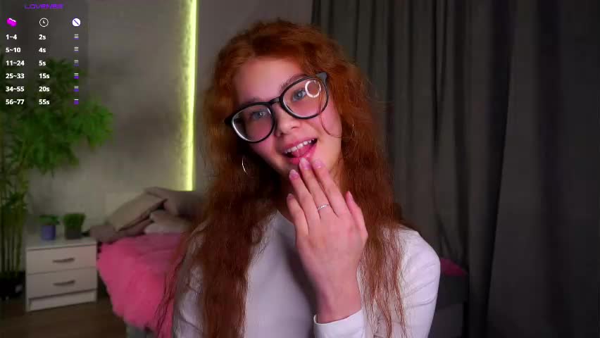 karolinerush Adult Chat May 4, 2026