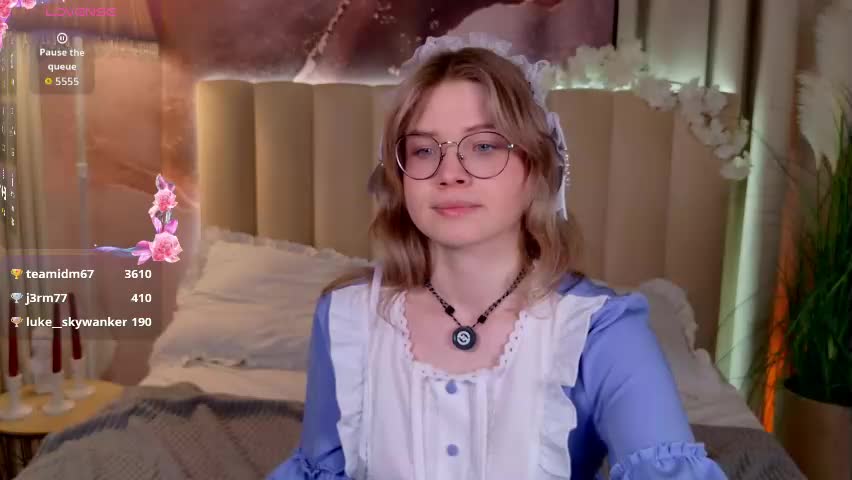 chloewells Adult Chat May 3, 2026