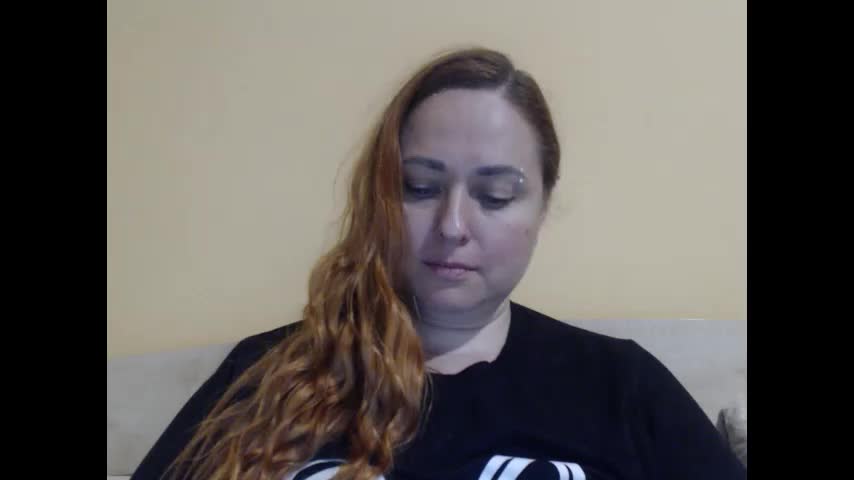 zara_red Adult Chat May 3, 2026