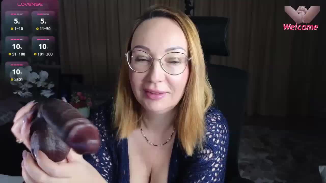 Pink-Lips Adult Chat May 4, 2026