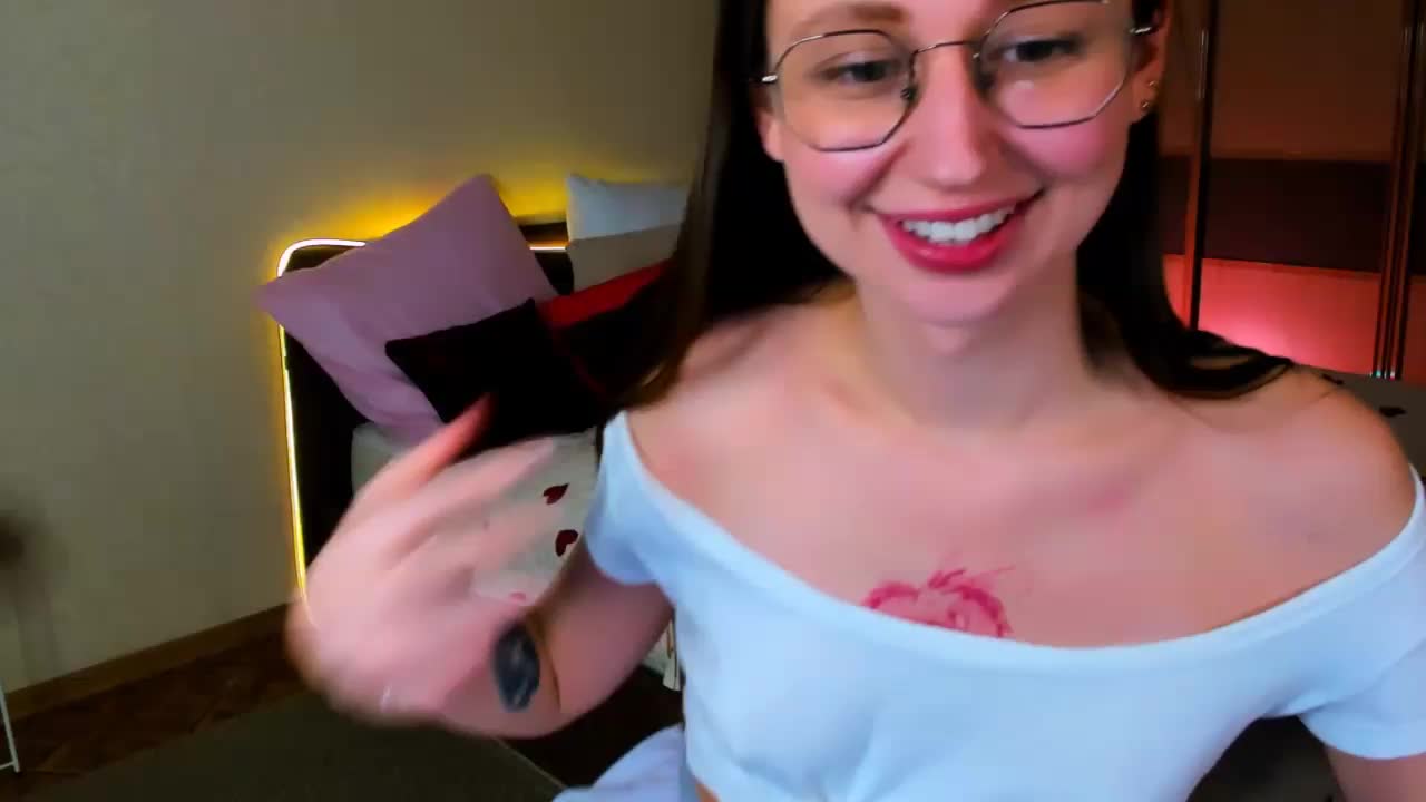 YourLovellyStory Adult Chat May 4, 2026