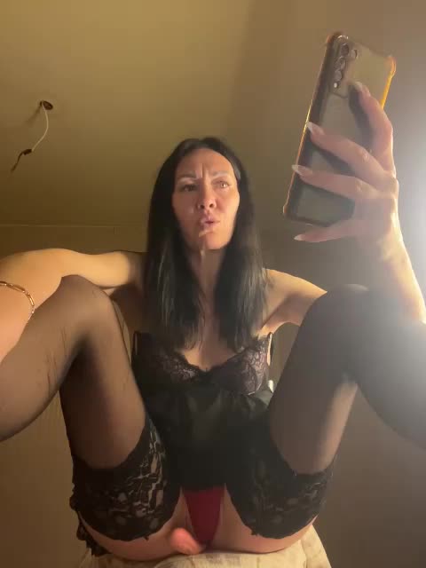 Karolina_Milf Adult Chat May 4, 2026